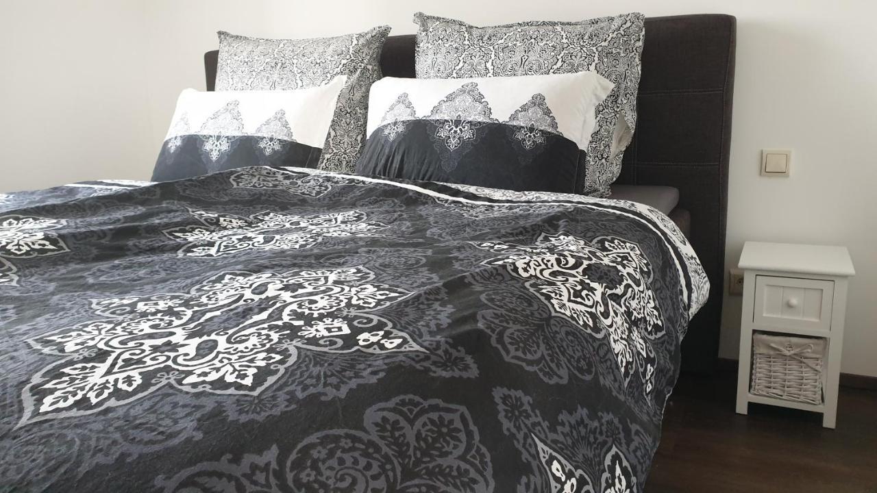 Seensucht & Urlaubstraeume, Ferienwohnung "Seerose" Grossraeschen Exteriör bild