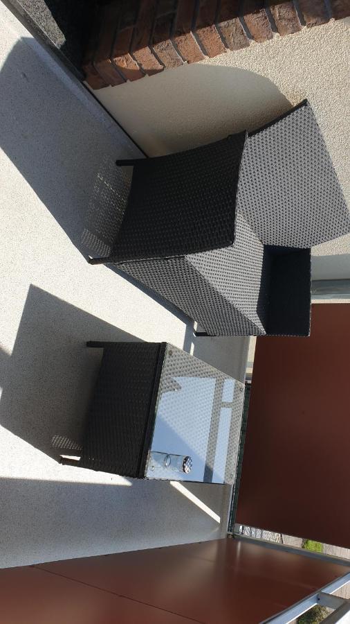 Seensucht & Urlaubstraeume, Ferienwohnung "Seerose" Grossraeschen Exteriör bild